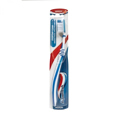AQUAFRESH ЧЕТКА ЗА ЗЪБИ EVERYDAY CLEAN MEDIUM