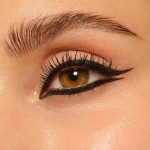 ESSENCE МОЛИВ ЗА ОЧИ LASH PRINCESS PARTY 01