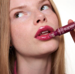 ESSENCE ГЛАНЦ ЗА УСТНИ THE SUPER PEPTIDE GLOSSY 08